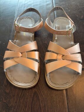 Salt Water Sandals by Hoy. Original Tan Leather Strappy Sandals. Womens Sz 7